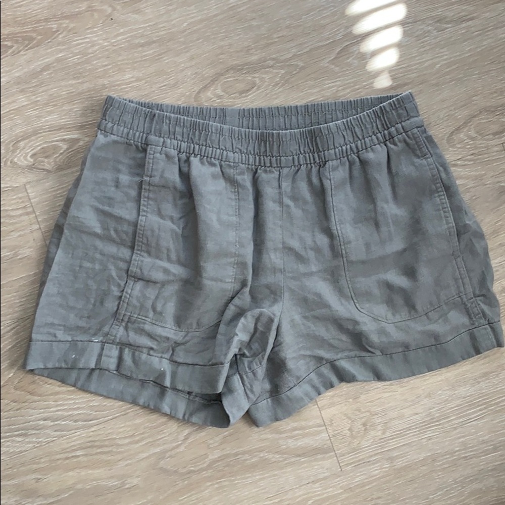 Linen Blend Shorts With Pockets!